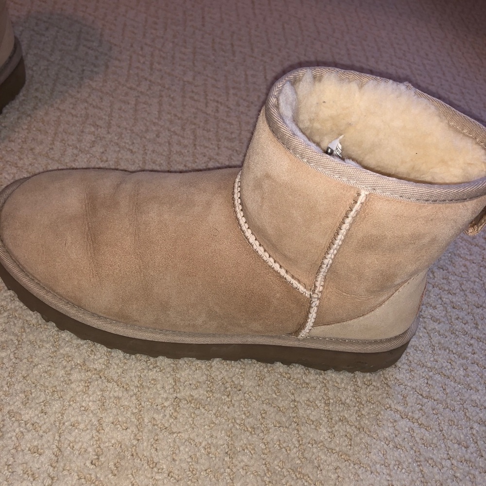 UGG CLASSIC MINI BOOT II sand